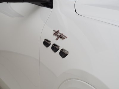 صورة 26 لـ 2023 Maserati GRECALE