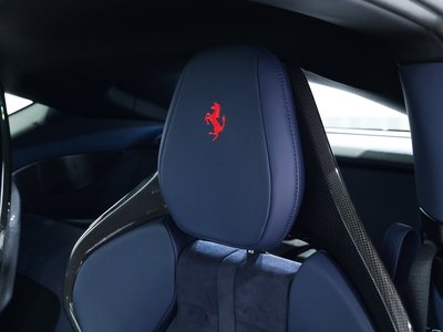 صورة 10 لـ 2025 Ferrari 12 CILINDRI
