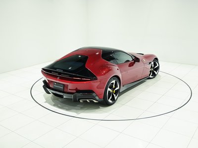 صورة 38 لـ 2025 Ferrari 12 CILINDRI