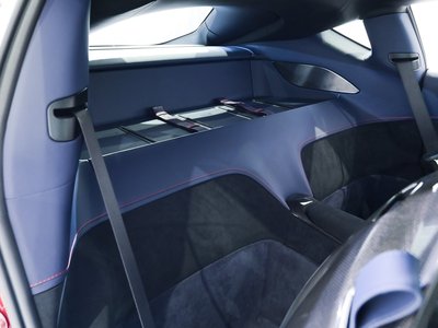 صورة 18 لـ 2025 Ferrari 12 CILINDRI