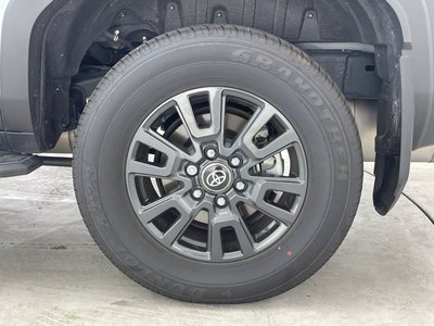 صورة 48 لـ 2025 Toyota LAND CRUISER 250