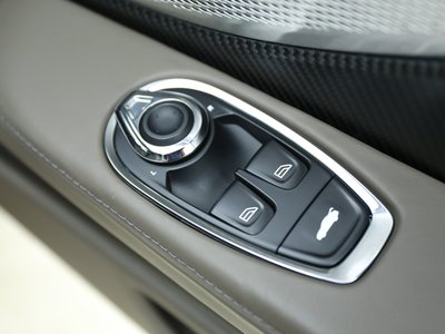 2023 Aston Martin DB12 照片 35