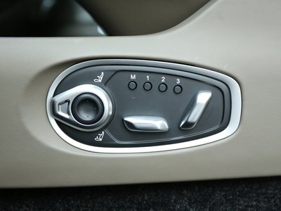 2023 Aston Martin DB12 照片 22