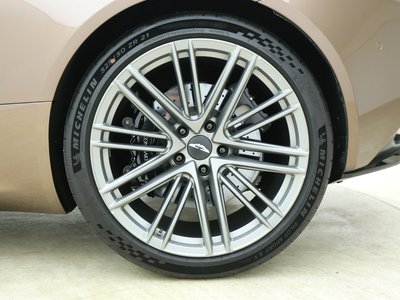 2023 Aston Martin DB12 照片 11