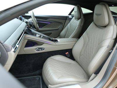 2023 Aston Martin DB12 照片 19
