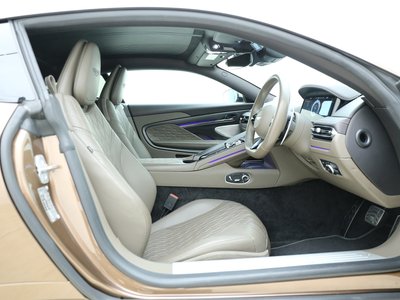 2023 Aston Martin DB12 照片 33