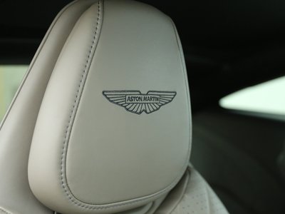 2023 Aston Martin DB12 照片 36