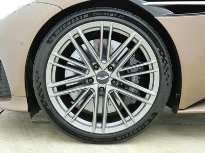 2023 Aston Martin DB12 照片 17