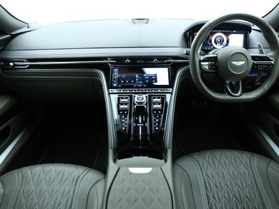 2023 Aston Martin DB12 照片 37