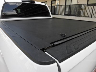 2014 Toyota TUNDRA thumbnail 27