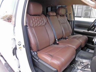 2014 Toyota TUNDRA photo 13