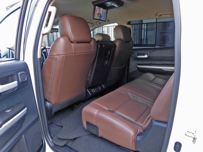 2014 Toyota TUNDRA thumbnail 33