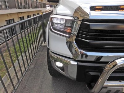 2014 Toyota TUNDRA photo 8