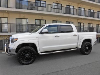 2014 Toyota TUNDRA photo 5