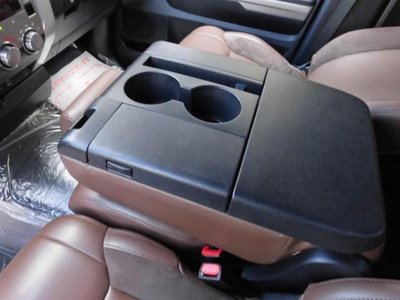 2014 Toyota TUNDRA photo 11
