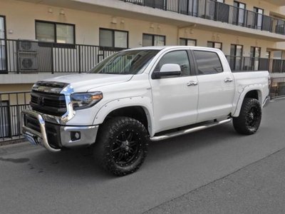2014 Toyota TUNDRA photo 6