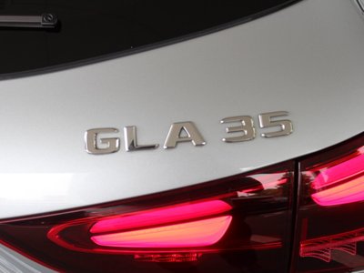 2025 Mercedes-BENZ GLA AMG thumbnail 31