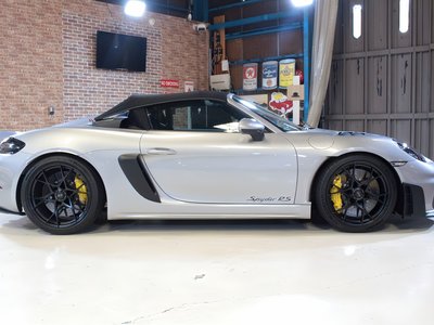 2025 Porsche 718 SPYDER photo 24