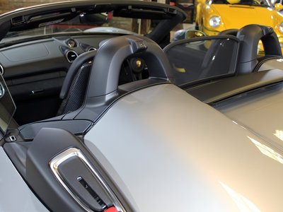 2025 Porsche 718 SPYDER photo 33