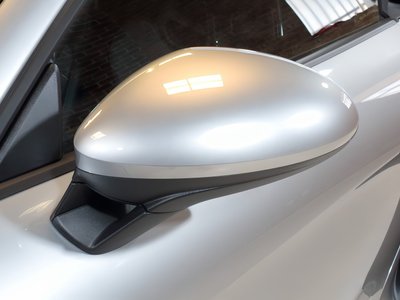 2025 Porsche 718 SPYDER photo 9
