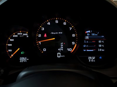 2025 Porsche 718 SPYDER photo 39