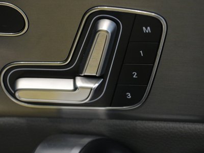 صورة 15 لـ 2019 Mercedes-BENZ A-CLASS AMG