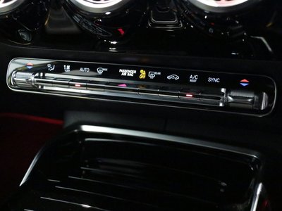 صورة 35 لـ 2019 Mercedes-BENZ A-CLASS AMG