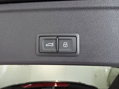 2024 AUDI A4 AVANT photo 9