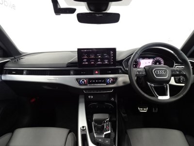 2024 AUDI A4 AVANT photo 4
