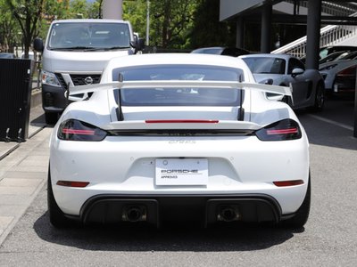 2024 Porsche 718 photo 2