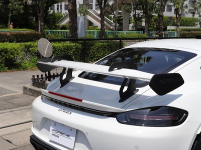 2024 Porsche 718 photo 8