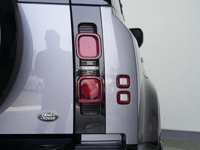2022 LAND Rover DEFENDER thumbnail 33