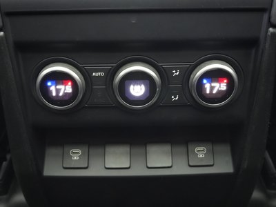 2022 LAND Rover DEFENDER thumbnail 57