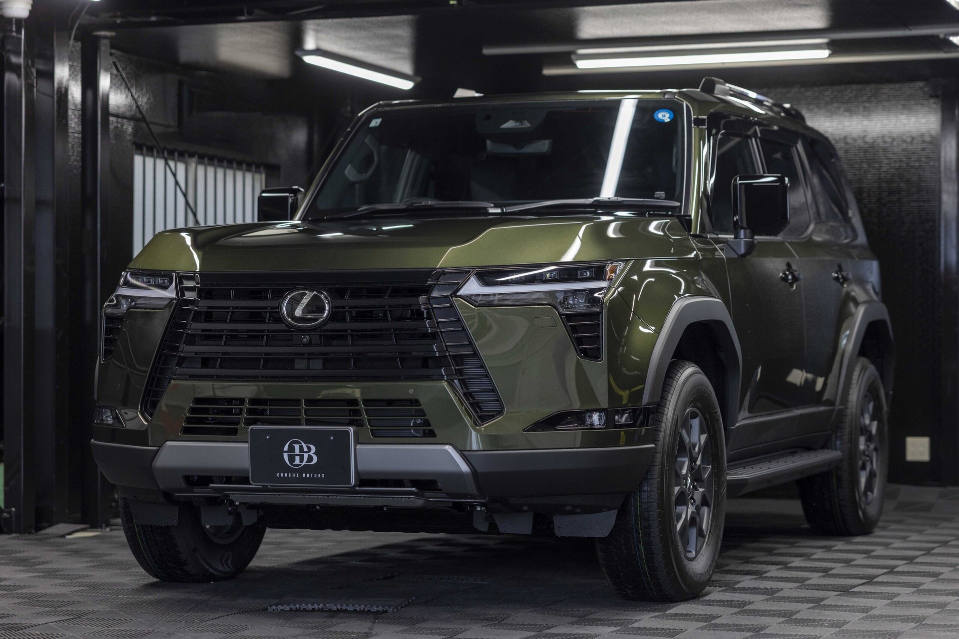 صورة 1 لـ 2026 Lexus GX
