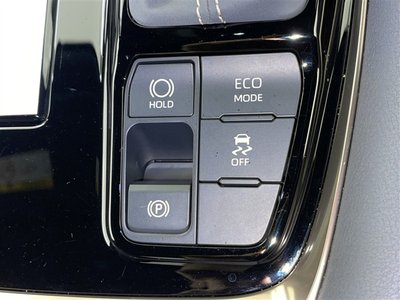 صورة 17 لـ 2024 Toyota ALPHARD