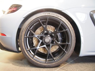 صورة مصغرة 13 لـ 2025 Porsche 718 SPYDER