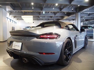 صورة مصغرة 7 لـ 2025 Porsche 718 SPYDER