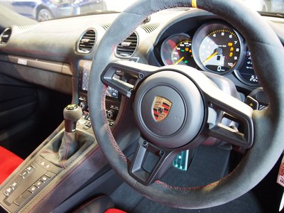 صورة مصغرة 34 لـ 2025 Porsche 718 SPYDER