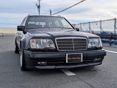 1994 Mercedes-BENZ E-CLASS AMG 照片 2