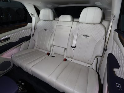 2021 Bentley BENTAYGA — фото 15