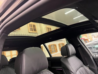 2025 BMW X7 photo 8