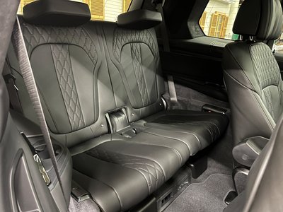 2025 BMW X7 photo 11