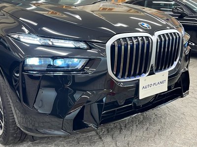 2025 BMW X7 thumbnail 62