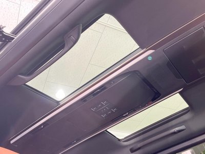 2026 Toyota VELLFIRE photo 3