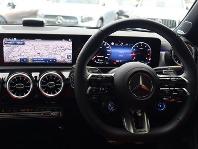 2025 Mercedes-BENZ CLA AMG thumbnail 34