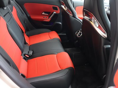 صورة 3 لـ 2025 Mercedes-BENZ CLA AMG