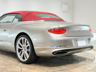 صورة 63 لـ 2019 Bentley CONTINENTAL
