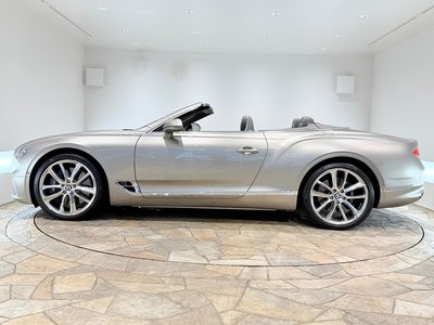 صورة 71 لـ 2019 Bentley CONTINENTAL