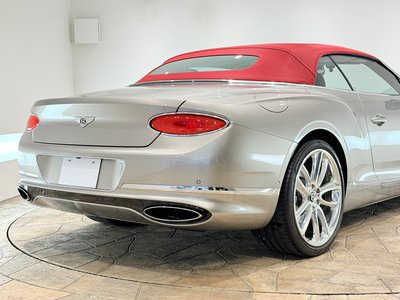 صورة 68 لـ 2019 Bentley CONTINENTAL