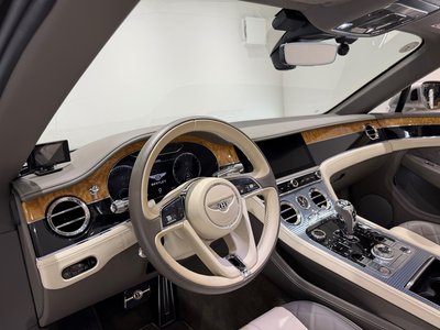 صورة 13 لـ 2019 Bentley CONTINENTAL
